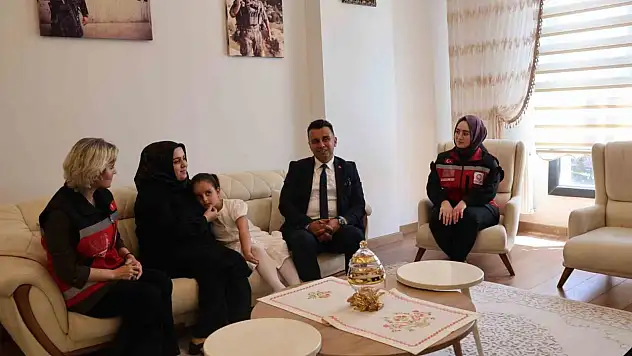 Şehit aileleri Kurban Bayramı'nda yalnız bırakılmadı, duygusal anlar yaşandı