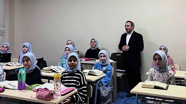 Selim Şahin'den Hafızlara Anlamlı Ziyaret