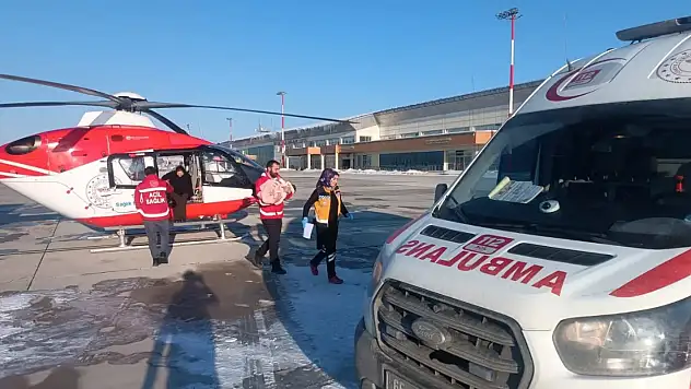 Şemdinli'de Yanık Vakası: 9 Aylık Bebek Helikopter Ambulansla Van'a Sevk Edildi