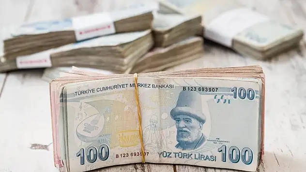 SGK'dan Emekli Maaşlarına Yeni Kesinti Düzenlemesi! Prim Borçları Aylıklardan Tahsil Edilecek