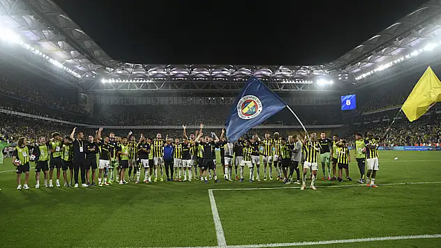Şifresiz Fenerbahçe Benfica maçı nereden izlenir?