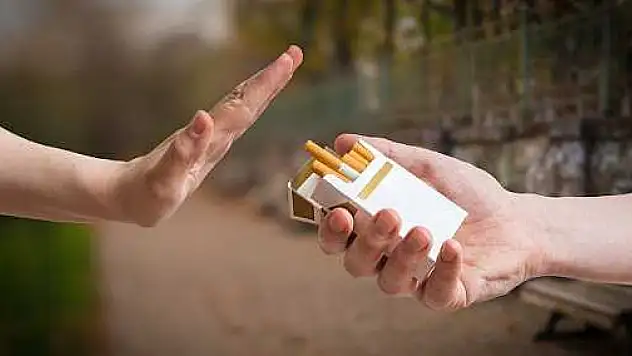 Sigara sadece sağlığı değil tat ve koku duyusunu da bozuyor
