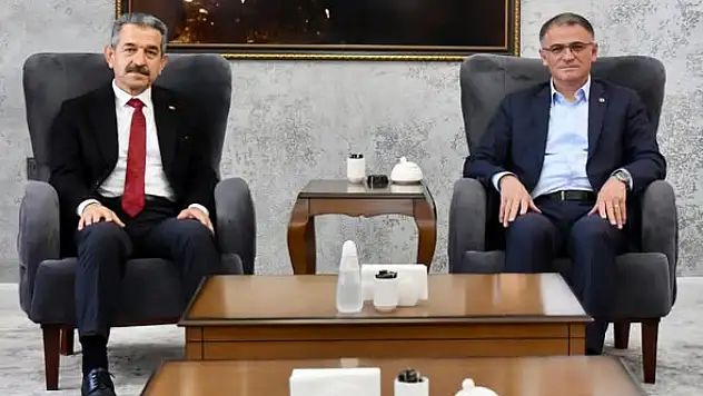 Şırnak Valisi Birol Ekici Van Valisi Ozan Balcı'yı Ziyaret Etti