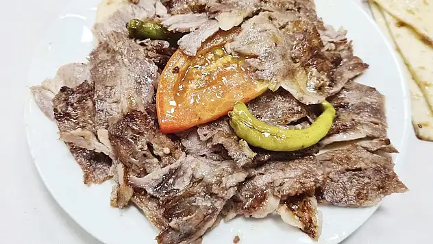 Sokak Lezzeti Döner Artık Lüks Tüketim Ürünü Haline Geldi: Fiyatı 5 Yılda 9 Kat Arttı
