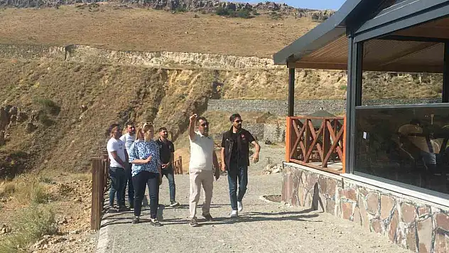 Susuz Şelalesi'nde yapılan düzenlemelerle turizm ve keyif dolu deneyimler artıyor!