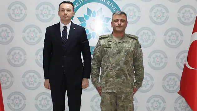Tabur Komutanı P. Yb. Mehmet Kurt'tan Kaymakam Bakan'a Veda Ziyareti