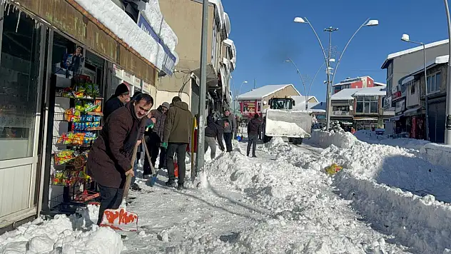 Taşlıçay Belediye Başkanı Budak: 'Coğrafyamızın Kaderi Zalimlerin İnsafına Bırakılamaz'