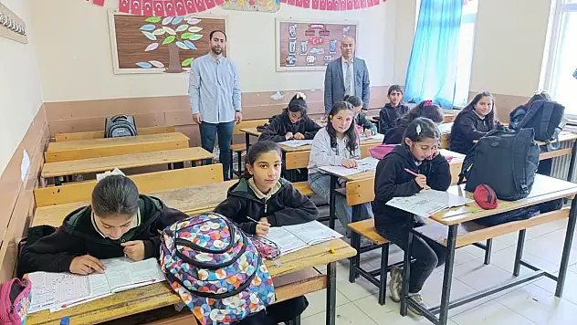 Taşlıçay'da eğitim yatırımları ve süreçleri yerinde incelendi