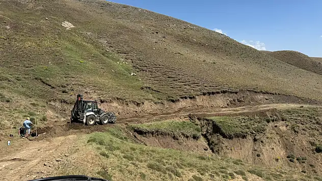 Taşlıçay'da heyelan tehlikesi ortadan kaldırıldı