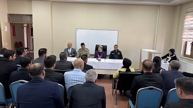 Taşlıçay'da okullarda güvenlik için yeni adımlar görüşüldü