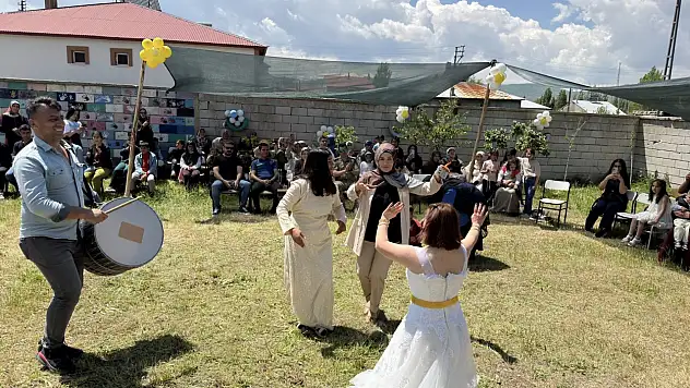 Taşlıçay'da özel çocukların hayalleri gerçeğe dönüştü