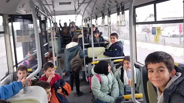 Taşlıçay'da ücretsiz toplu ulaşım başladı!