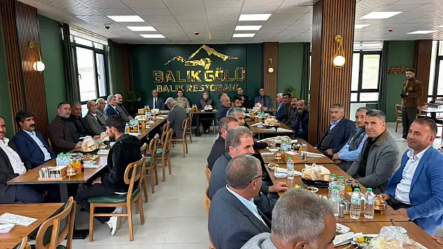 Taşlıçay Kaymakamı Kılıç, Muhtarlar Günü'nde muhtarlarla buluştu