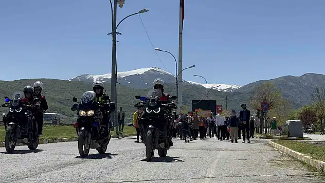 Tatvan'da Engelliler Haftası'na Özel Anlamlı Buluşma