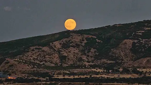 Tatvan'da Kanlı Ay tutulması, Van Gölü'nde unutulmaz anlar yaşattı