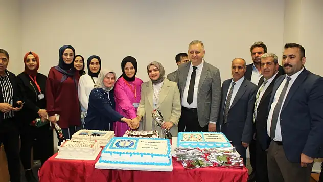Tatvan Devlet Hastanesi'nde 29 Kasım Tıbbi Sekreterler Günü Kutlandı