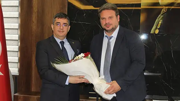 Tatvan Devlet Hastanesi'nde Başhekimlik Görevi Değişti