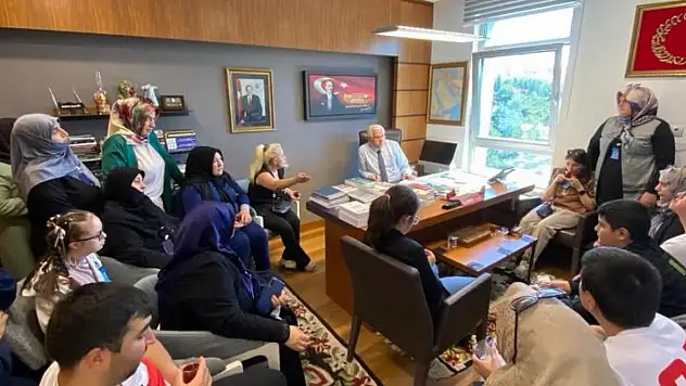 TBMM'de Erzurum Otizm Derneği ve Otizm Spor Kulübü Üyeleri Ziyarette Bulundu