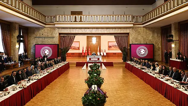 TBMM'de uzlaşıyla hazırlanan metin oylamadan geçti