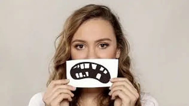 Tek bir diş eksikliği vücudu nasıl etkiliyor?