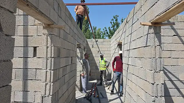 Telçeker Köyü'nde eğitim ve yatırım bir arada incelendi