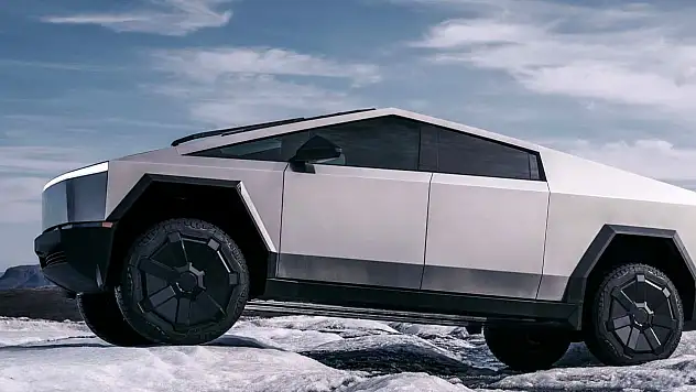 Tesla Cybertruck Amerika'dan Taştı: İlk Kez Kuzey Amerika Dışında Yola Çıkıyor!