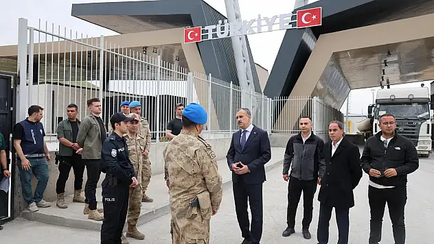 Ticaret hacmi yükselen Gürbulak'tan ülke ekonomisine dev katkı