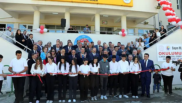 TOBB Başkanı Hisarcıklıoğlu Iğdır'da okul ve konferans salonu açtı