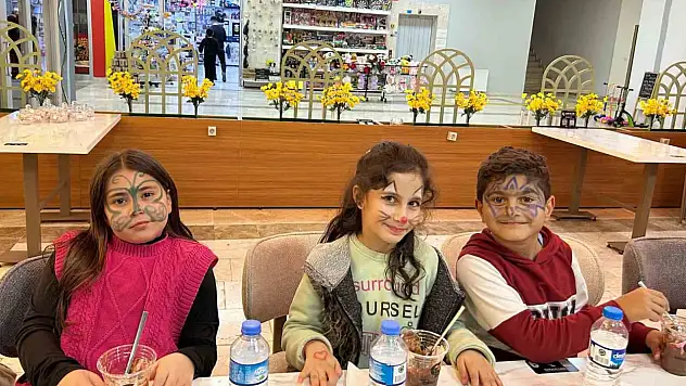 Toti ile Poti Patnoslu miniklere unutulmaz bir gün yaşattı