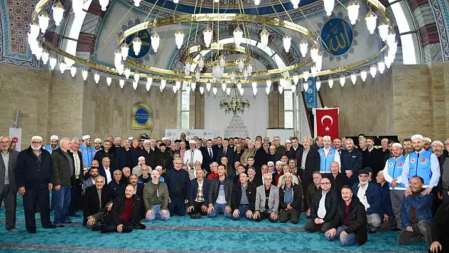Trabzon'da 846 Kişilik Hac Adayı Yolculuğa Çıktı, Gazze İçin Dua Edildi