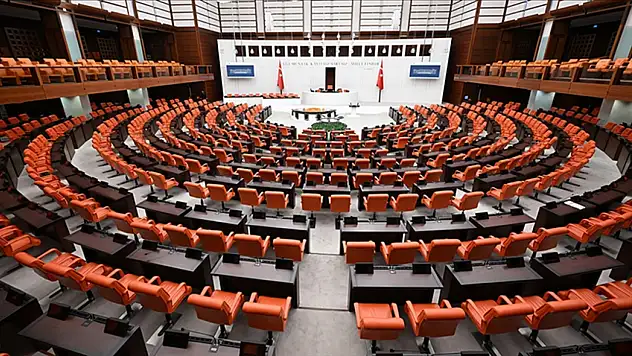 Trafikte kurallar değişiyor: Cezalarda tarihi artış