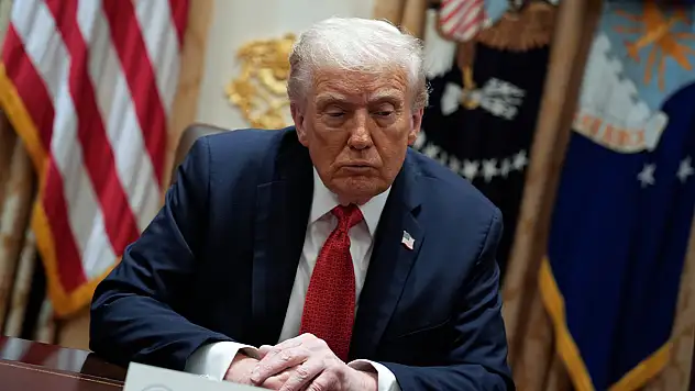 Trump'tan İran'a uçak gemili gözdağı