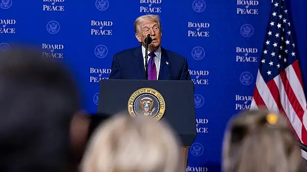 Trump'tan Tahran'a kritik 10 gün mesajı