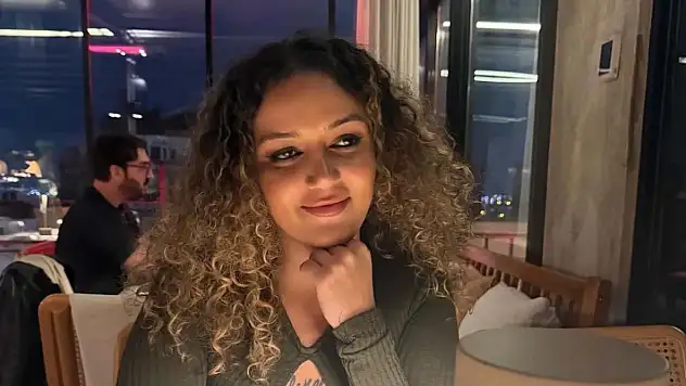 Tuğçe Cansu Parlak Kimdir? OnlyFans Operasyonuyla Gündeme Oturan Sosyal Medya Fenomeninin Hikayesi
