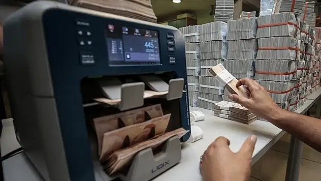 Tüketici kredilerinde frene basıldı: Konut ve taşıtta gerileme