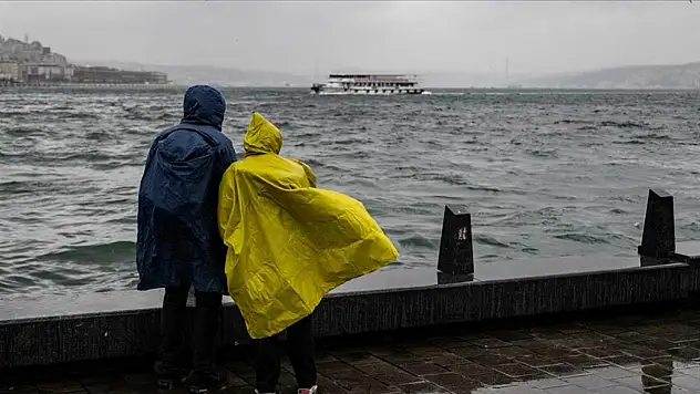 Tüm yurtta sağanak ve fırtına uyarısı yapıldı!