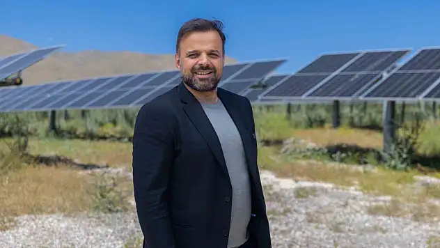 Turkcell, Van'da Üçüncü Güneş Enerjisi Santrali'ni Faaliyete Geçirdi