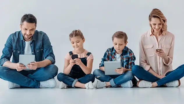 Türkiye'de bir ailenin yıllık haberleşme gideri 27 Bin TL'yi Aştı