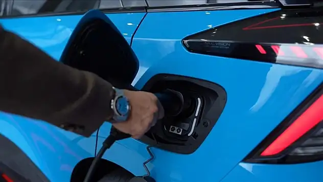 Türkiye'de elektrikli araç sayısı 208 bini aştı