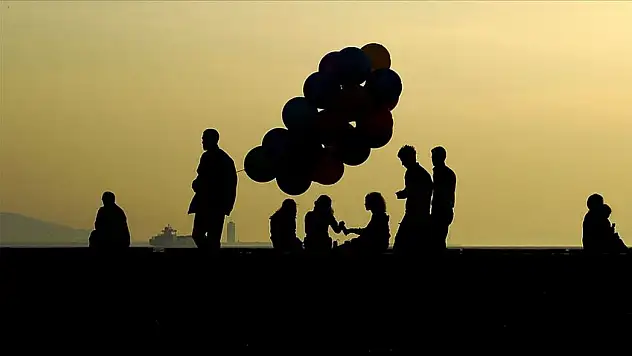 Türkiye'de gençler mi daha mutlu, yoksa 55 yaş üstü mü?