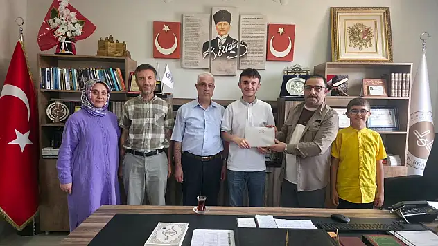 Türkiye ikincisi Semih Süheyb Han, Doğubayazıt Müftülüğünde ağırlandı