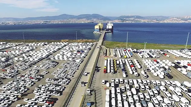 Türkiye'nin ihracat şampiyonu yine otomotiv endüstrisi oldu