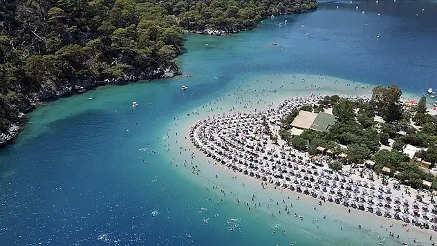 Türkiye'nin turizm geliri 2024'te rekor kırdı