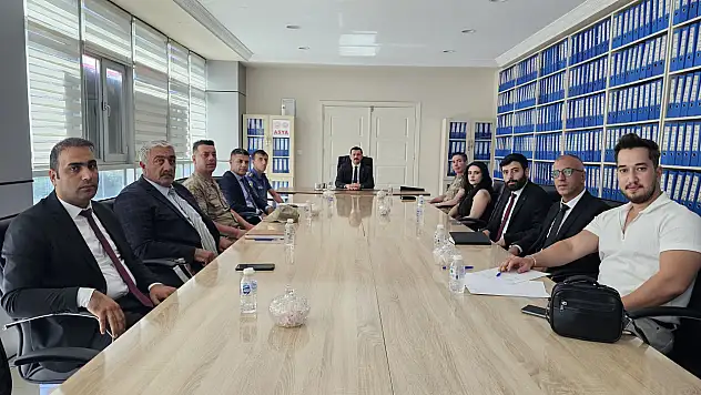 Tutak'ta bağımlılıkla mücadele için kurumlar tek masada buluştu