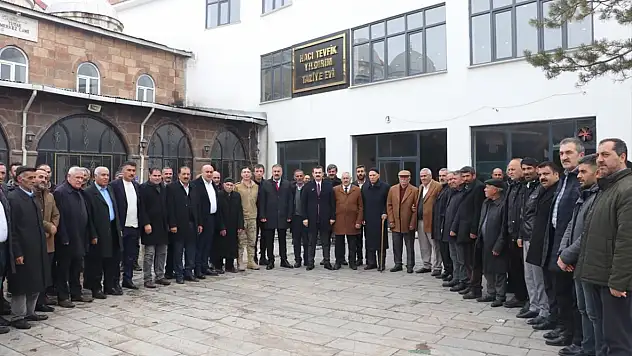 Tutak'ta kaymakam ve başkan devreye girdi, husumet bitti