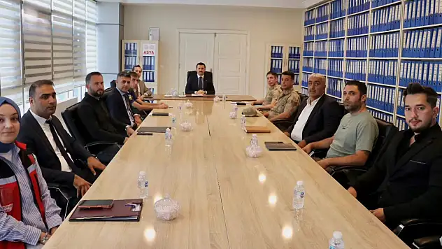 Tutak'ta öğrencilerin güvenliği için yeni tedbirler masaya yatırıldı
