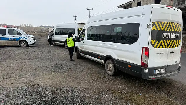 Tutak'ta servis araçlarına sıkı denetim