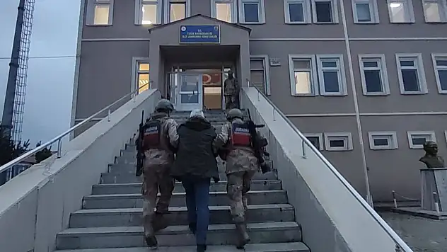 Tutak'ta terör örgütü üyesi olduğu iddia edilen şüpheli yakalandı