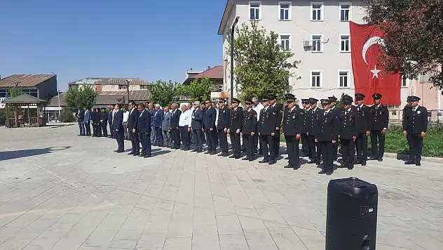 Tutak'ta Zafer bayramı etkinliklerle kutlandı