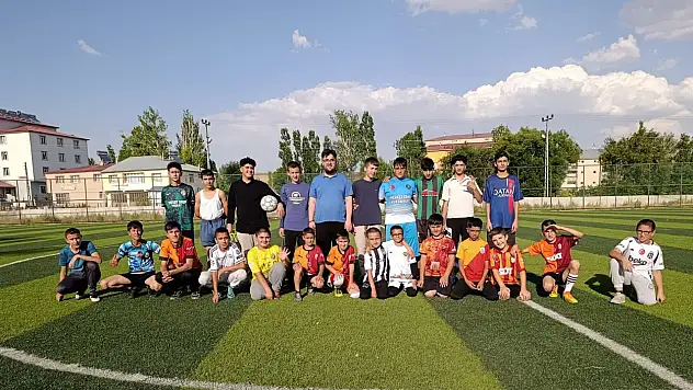 Tutaklı gençler hem öğrendi hem sosyalleşti